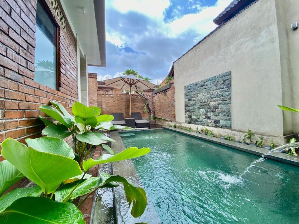 Sridewi Villas Ubud Exterior photo